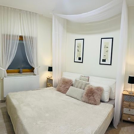 Villa Relax Apartman Gárdony エクステリア 写真